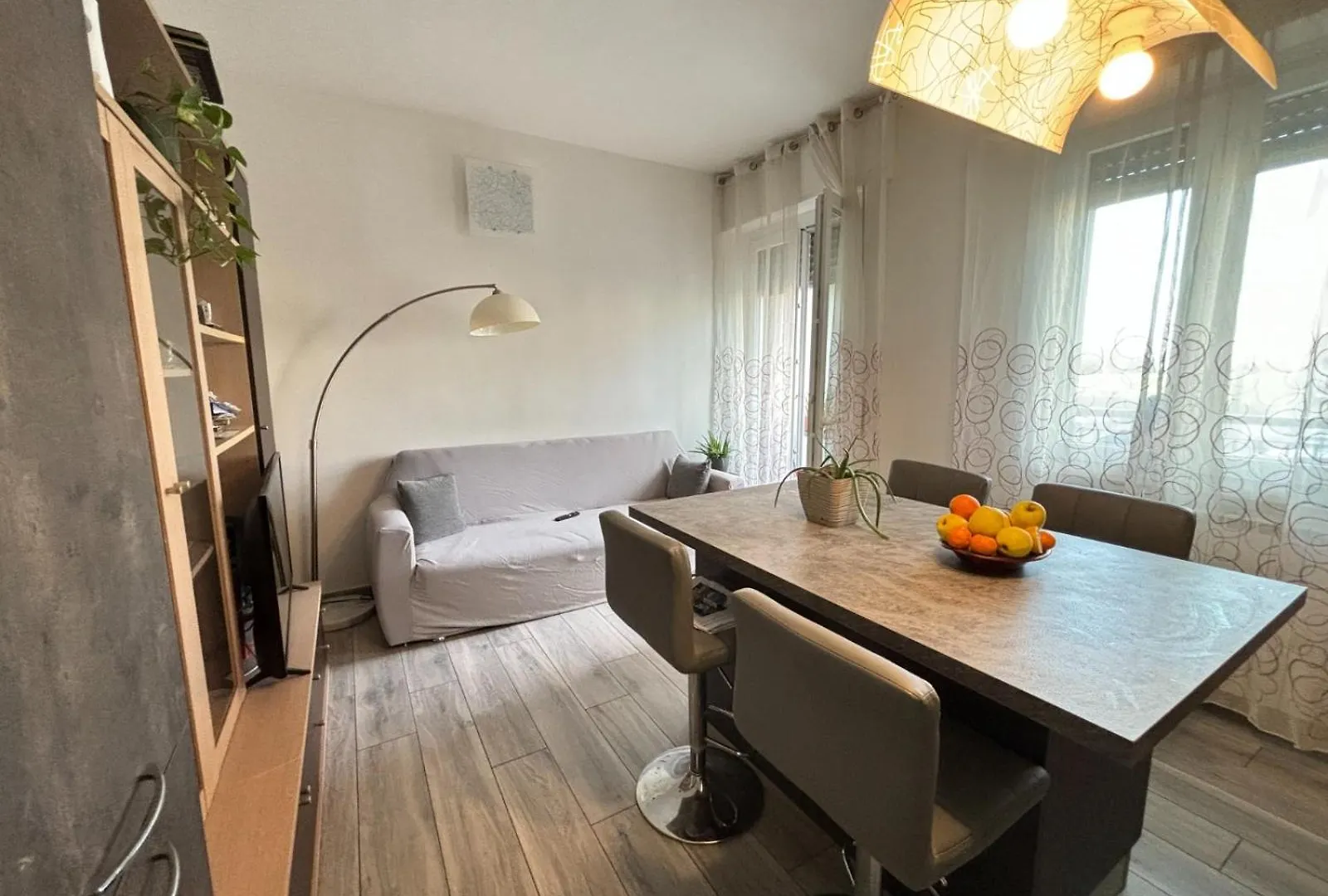 Emanuele Home Rho